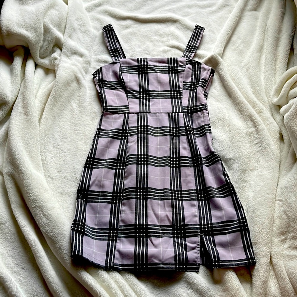 Lavender and black H&M DIVIDED plaid mini dress